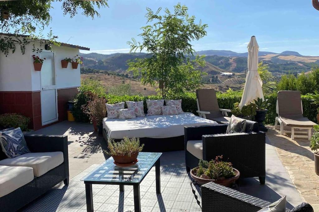 Fantastic Private Villa With Pool Near Ardales And Caminito Del Rey ภายนอก รูปภาพ